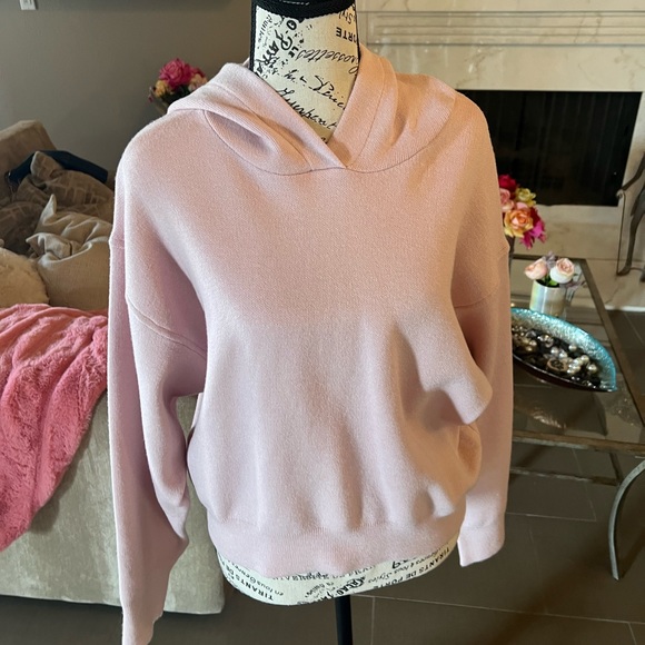 🆕 ONZIE Baby Pink M/L Crop Hoodie - Picture 12 of 17